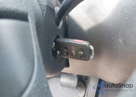 2010 Volkswagen Tiguan S from USA, damaged, VIN WVGAV7AX4AW516107